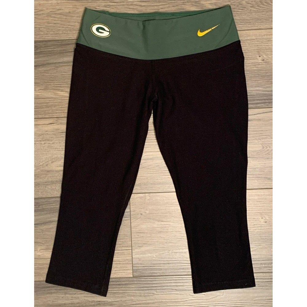 NFL Nike Dri-Fit Black Size S Green Bay Packers Cropped Leggings with Key Pocket